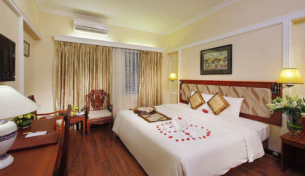 Royal Saigon 4* Хошимин
